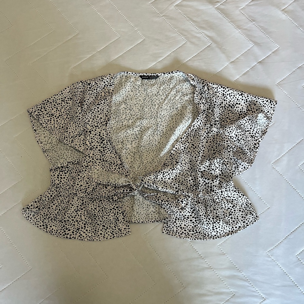 Black and White Tie-Front Crop Top